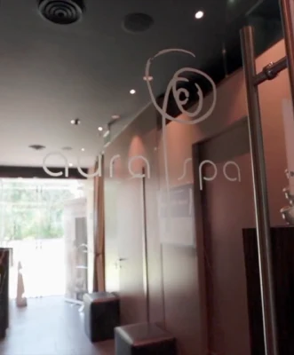 Maya Club, vetrata interna